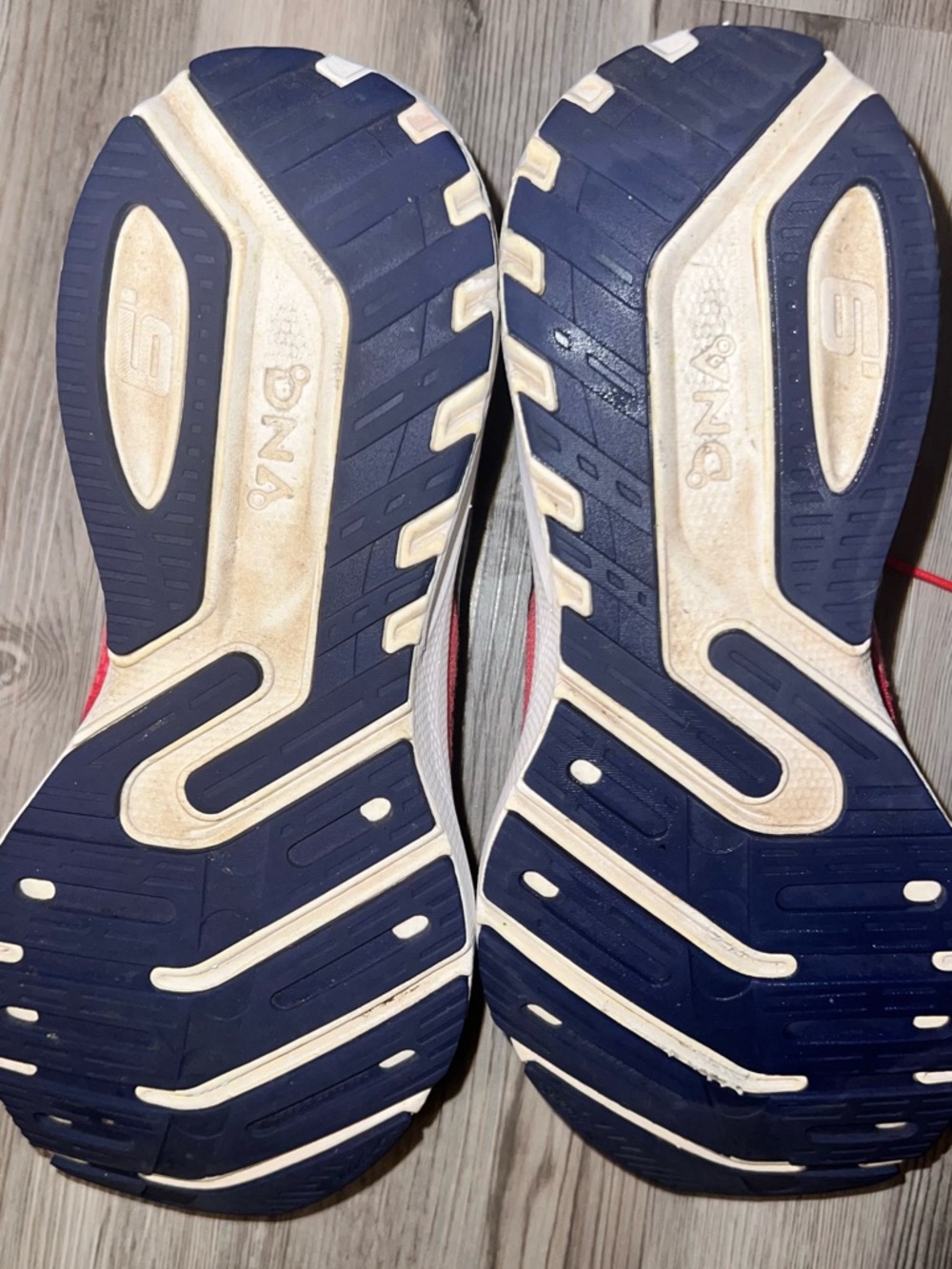 Brooks Launch 9 "Pink/Fuchsia/Cobalt" Women's Running Shoe Sz. 7.5 - Picture 7 of 8